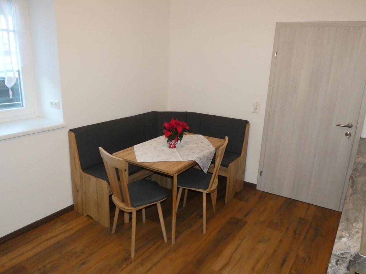 Gaestezimmer Gombotz Etmissl ภายนอก รูปภาพ